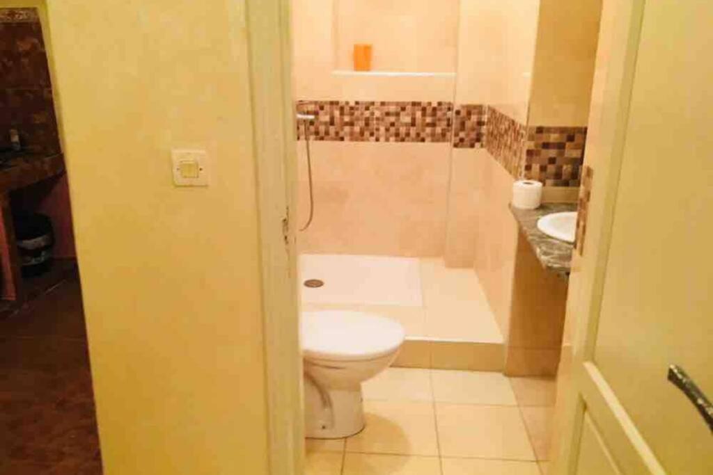 Nice 2 Bedrooms Apartment Near The Beach Рабат Екстериор снимка